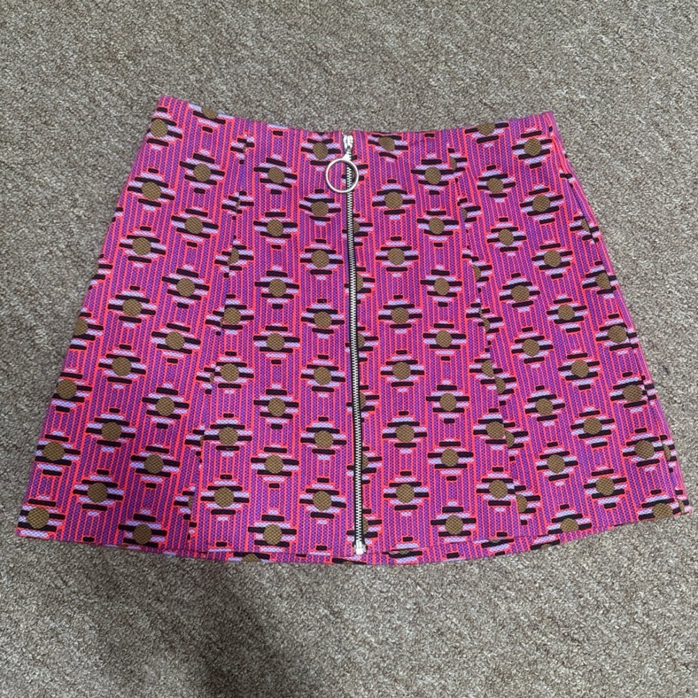 Zara pattern mini skirt